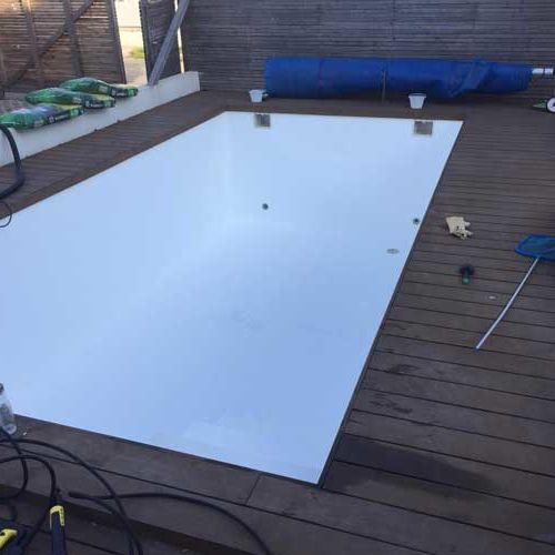 Pool nach der Reinigung